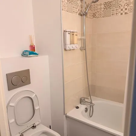Appartement Lumineux T2 Cosy Jardin Des Plantes Et Parking Privé Gratuit *